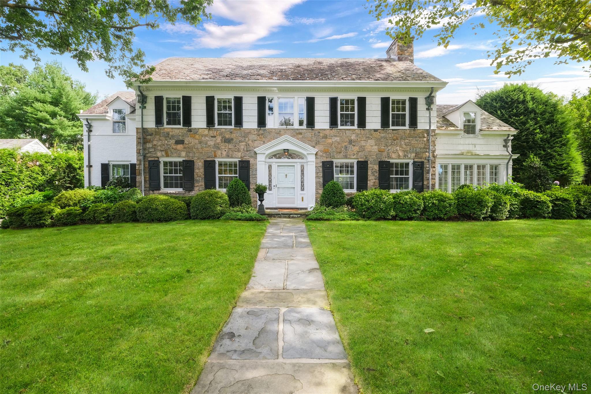 7 AXTELL Drive