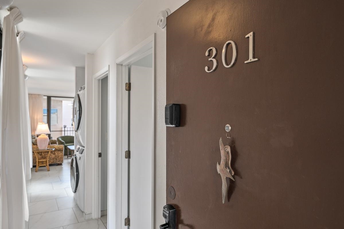 50 HAUOLI St Unit: 301