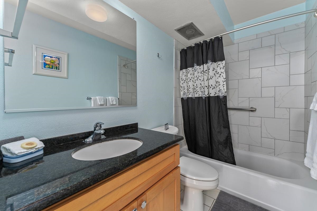 50 HAUOLI St Unit: 301