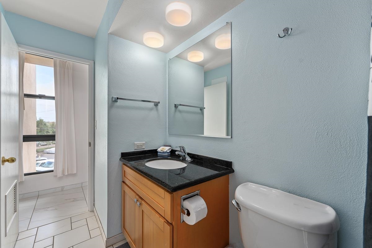 50 HAUOLI St Unit: 301