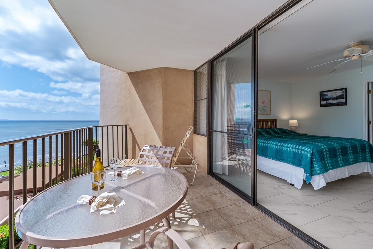 50 HAUOLI St Unit: 301