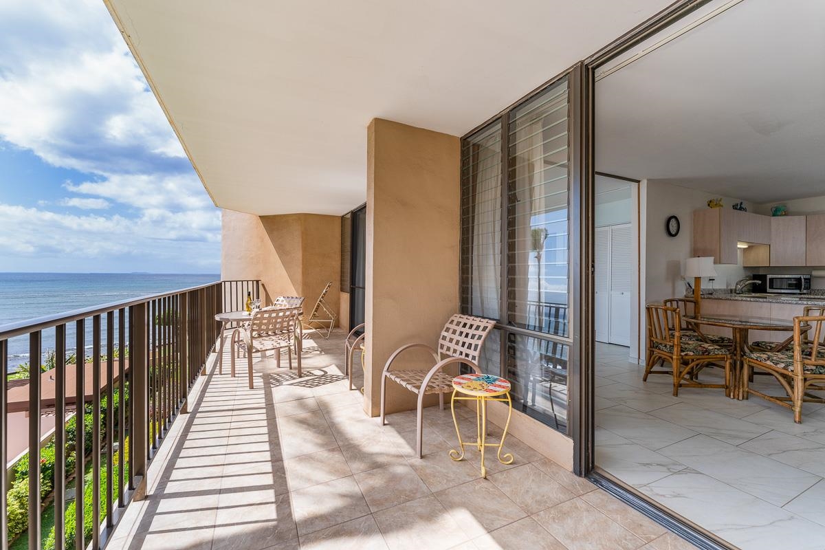 50 HAUOLI St Unit: 301