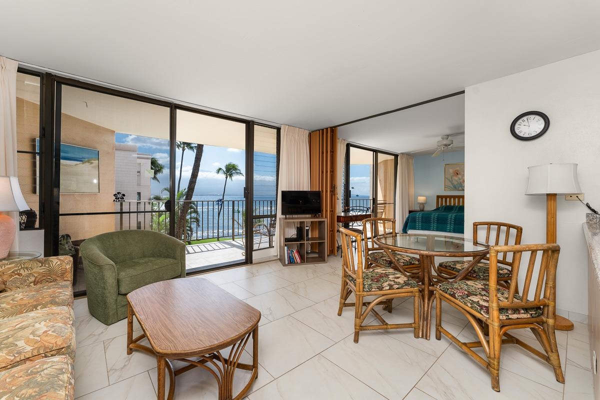 50 HAUOLI St Unit: 301