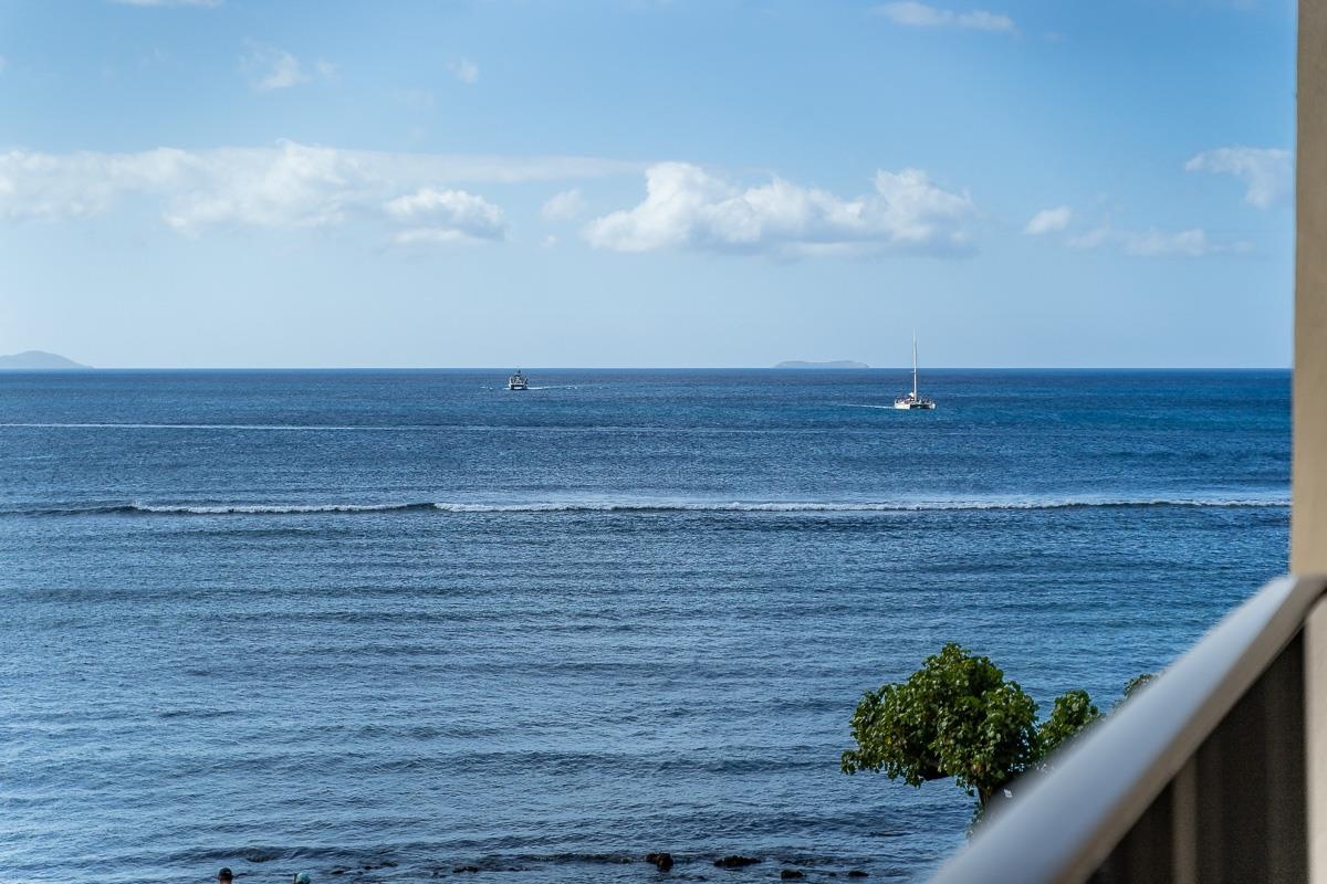 50 HAUOLI St Unit: 301