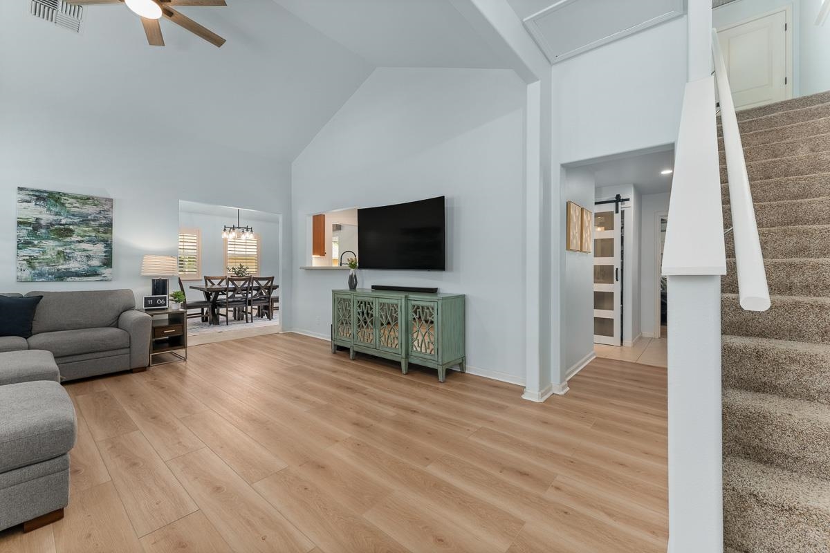 221 Oluea Cir