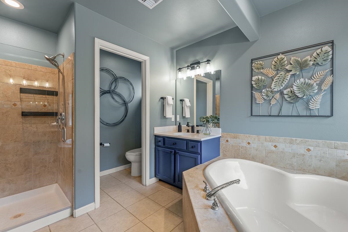 221 Oluea Cir