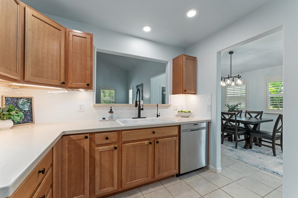 221 Oluea Cir