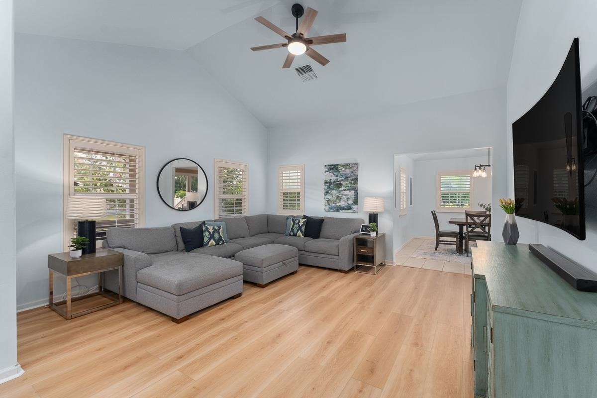 221 Oluea Cir