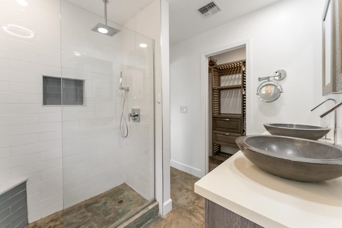232 Kamahao Cir