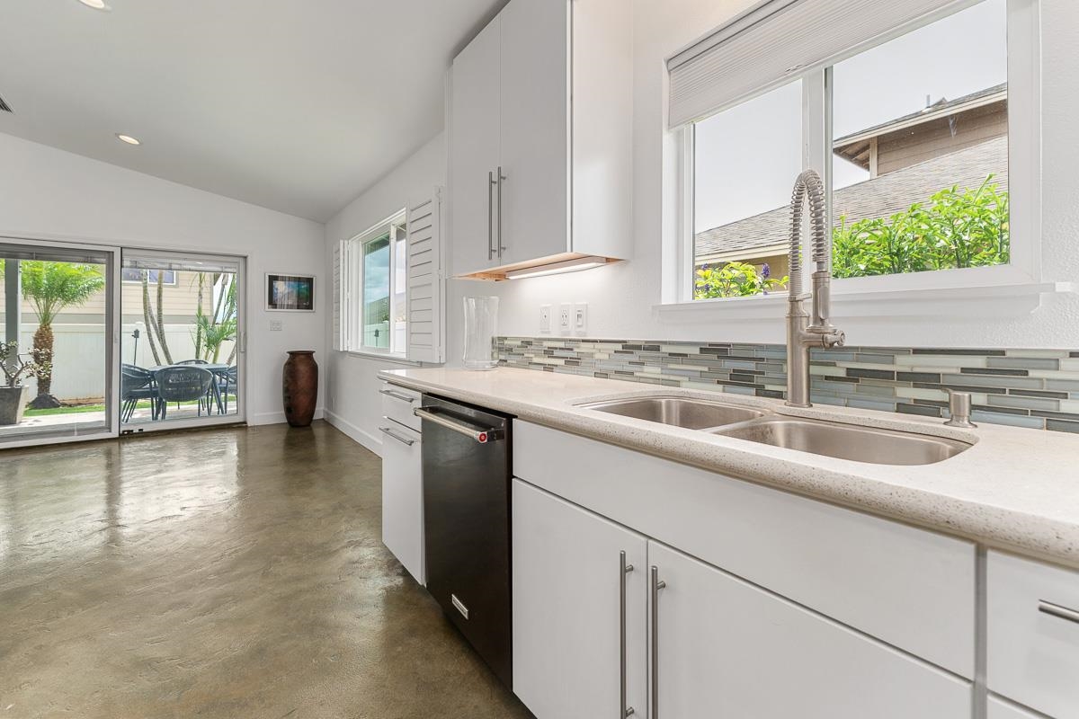 232 Kamahao Cir