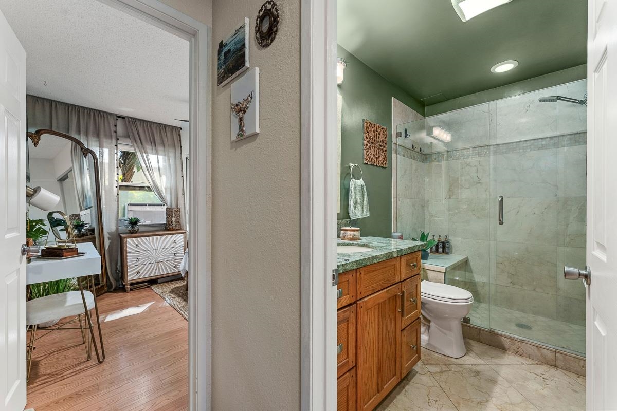 1299 ULUNIU Rd Unit: 103E