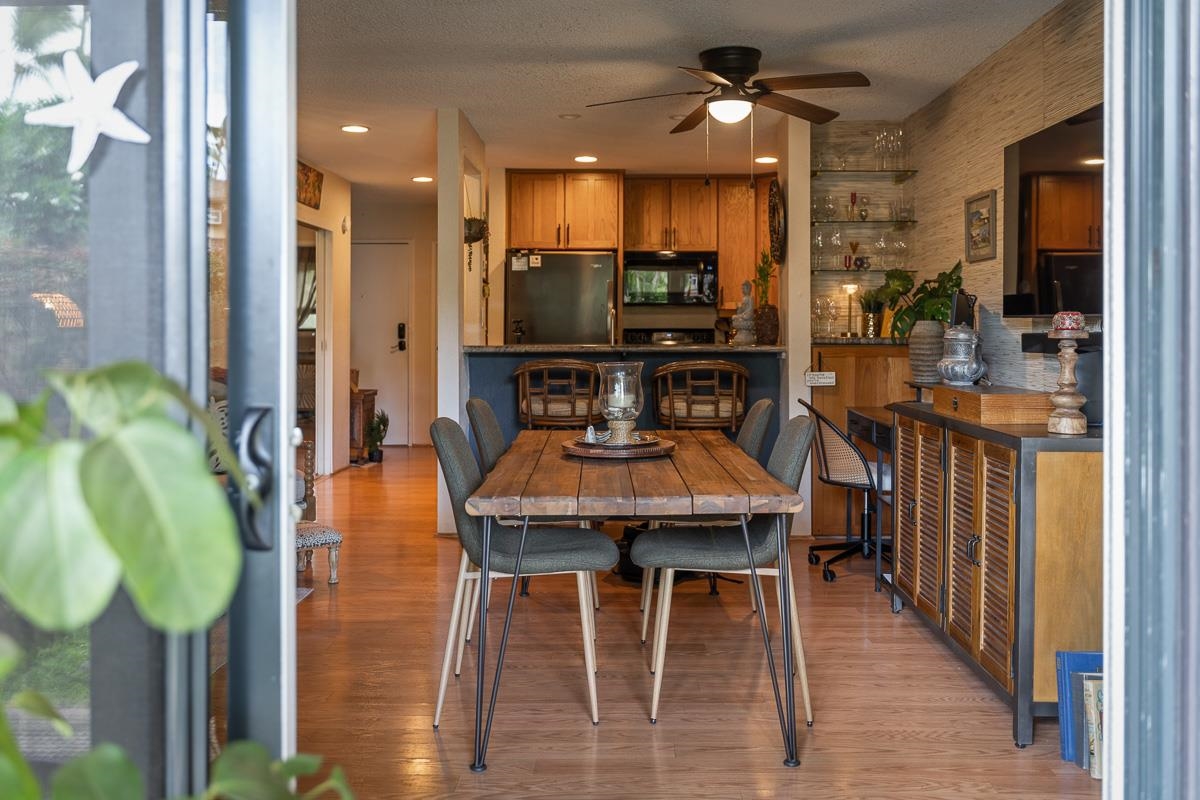 1299 ULUNIU Rd Unit: 103E