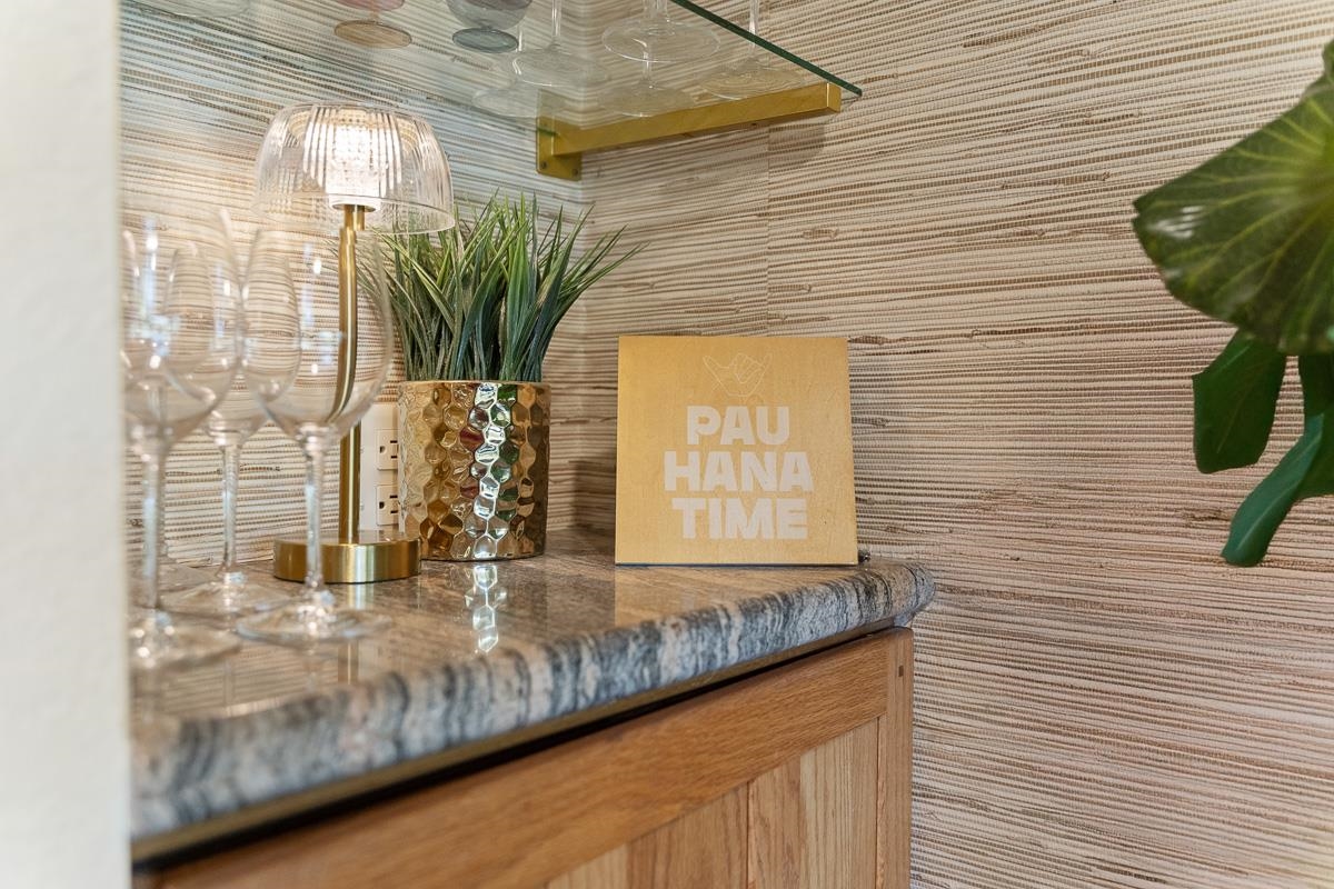 1299 ULUNIU Rd Unit: 103E