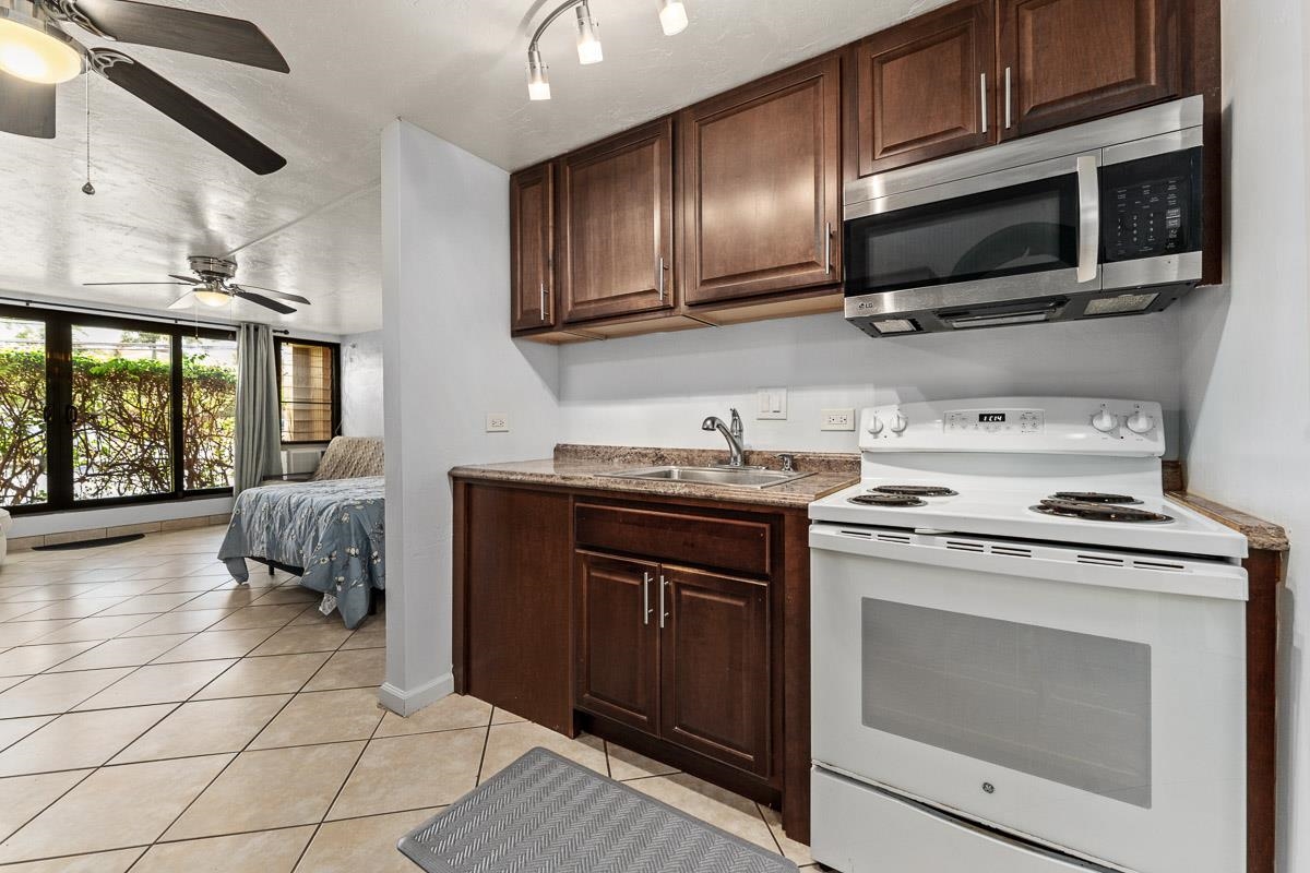3785 Lower Honoapiilani Rd Unit: 101