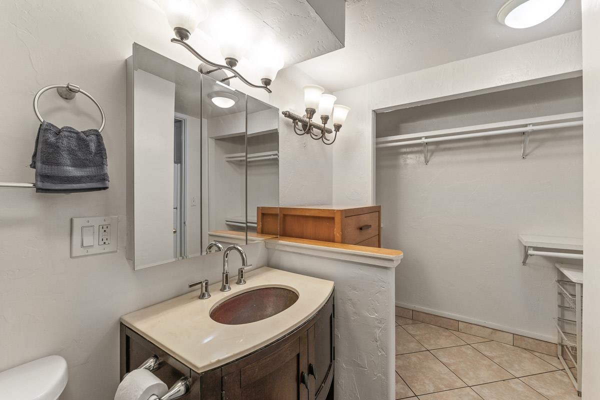 3785 Lower Honoapiilani Rd Unit: 101