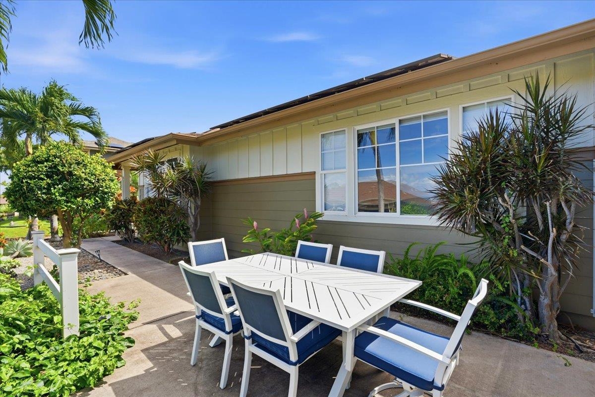 32 Kinohi Loa St