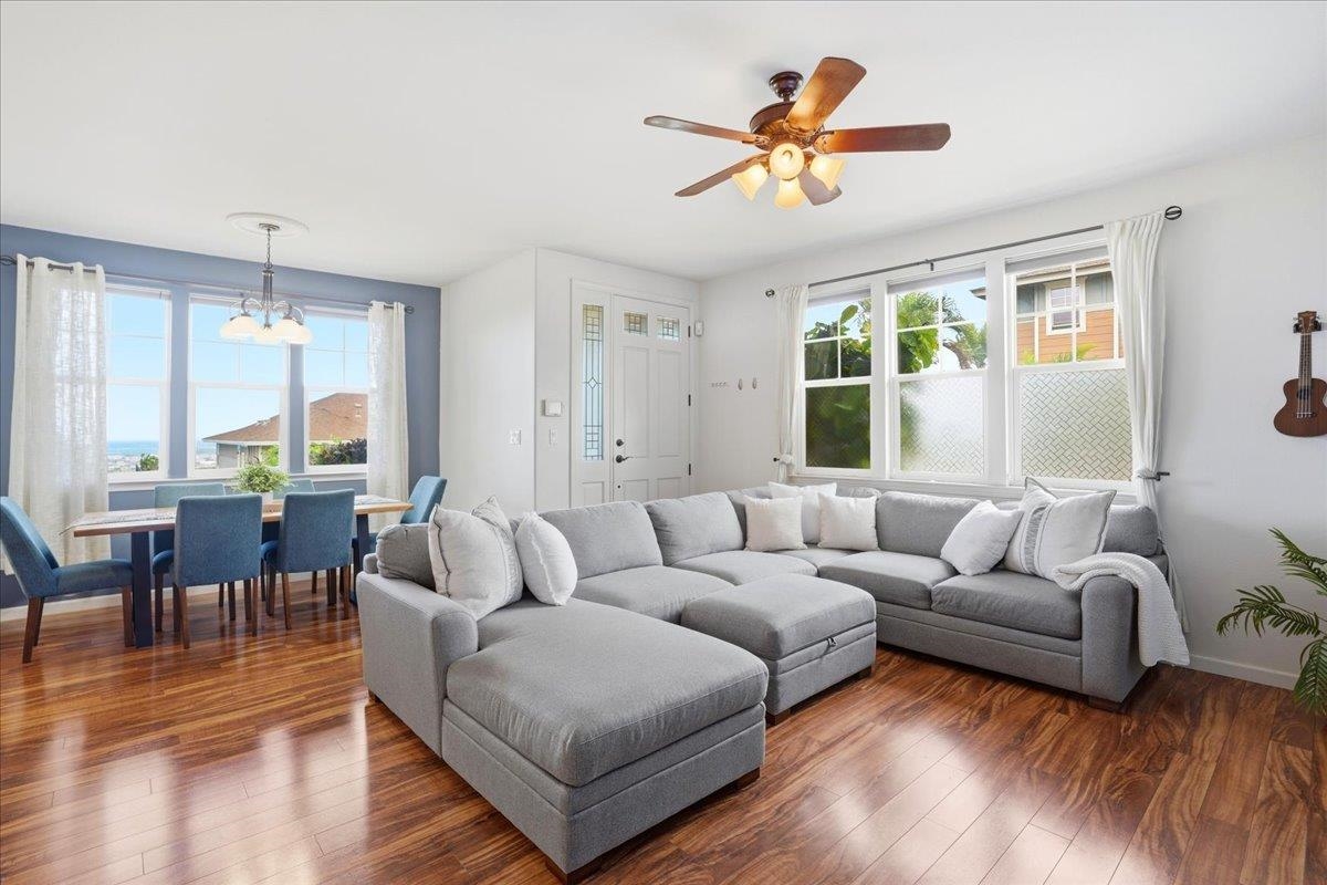 32 Kinohi Loa St