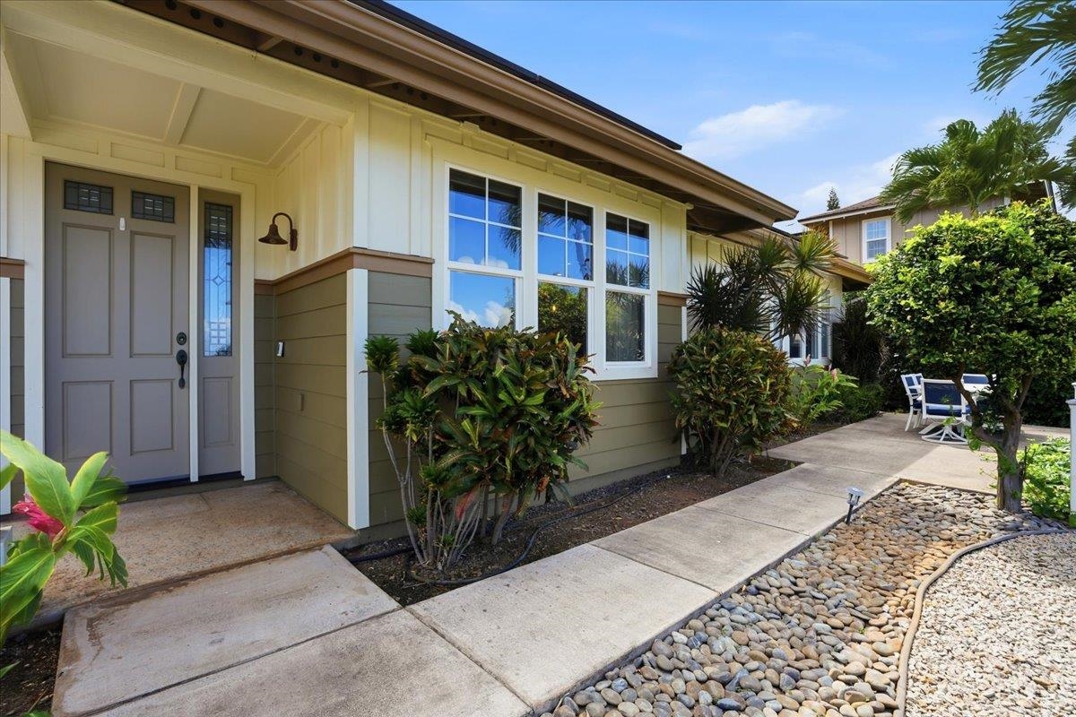32 Kinohi Loa St
