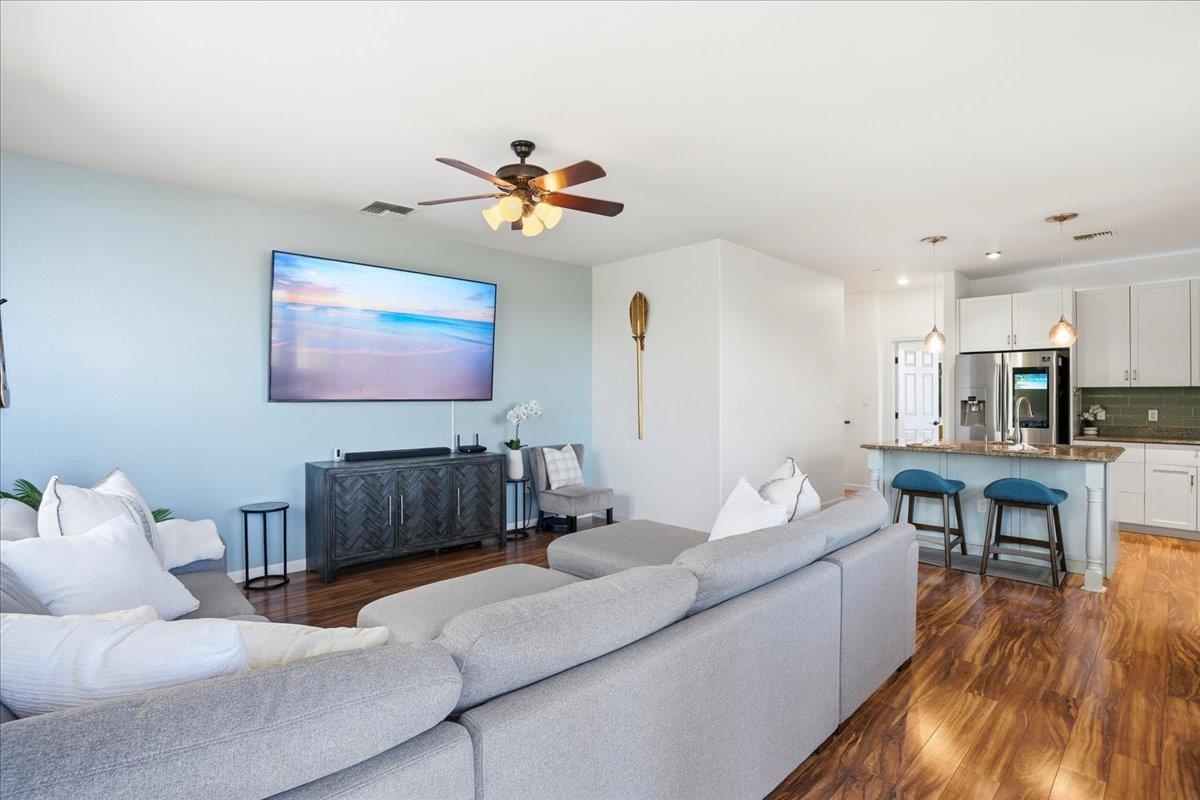 32 Kinohi Loa St