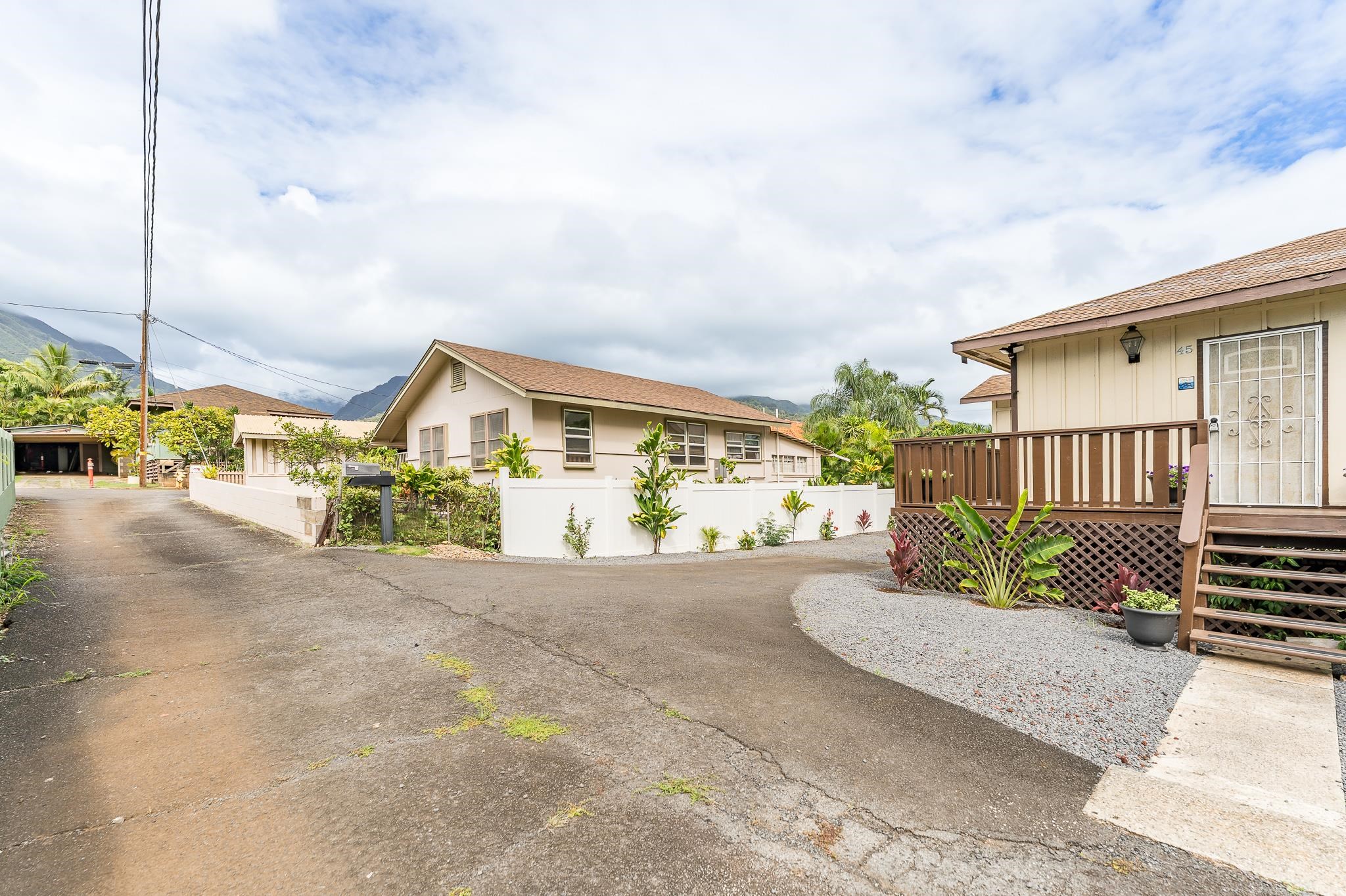 45 Puahau Pl