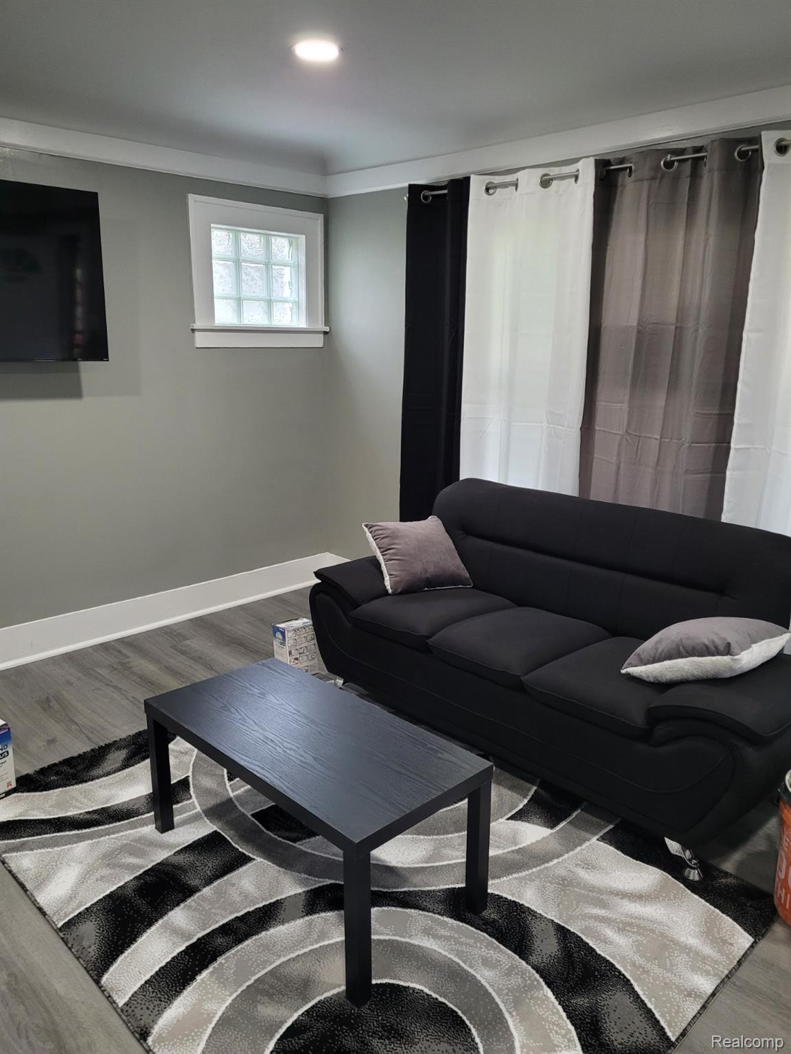 19183 Riopelle Street