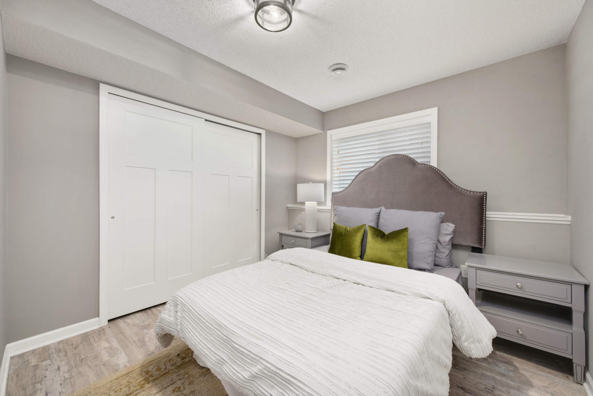 1207 139th Street E