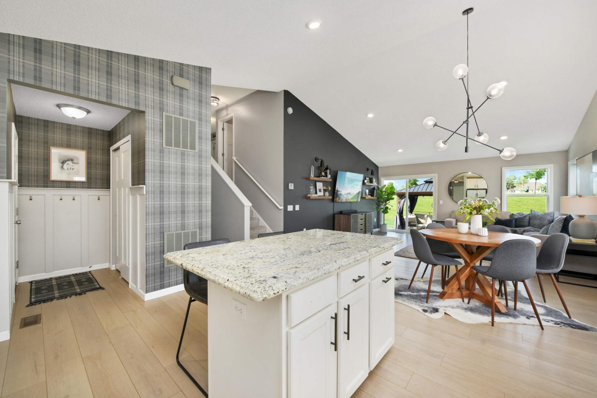 1207 139th Street E