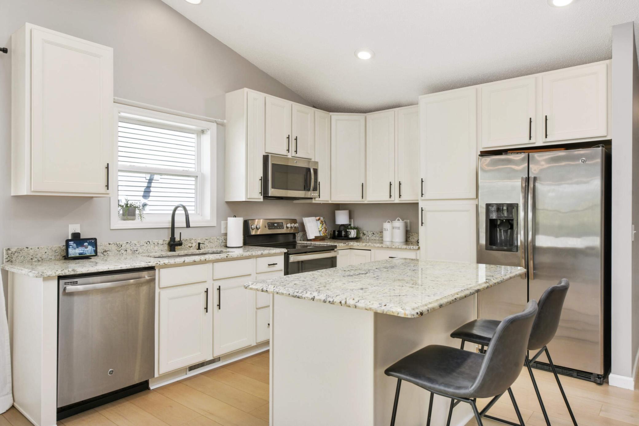 1207 139th Street E