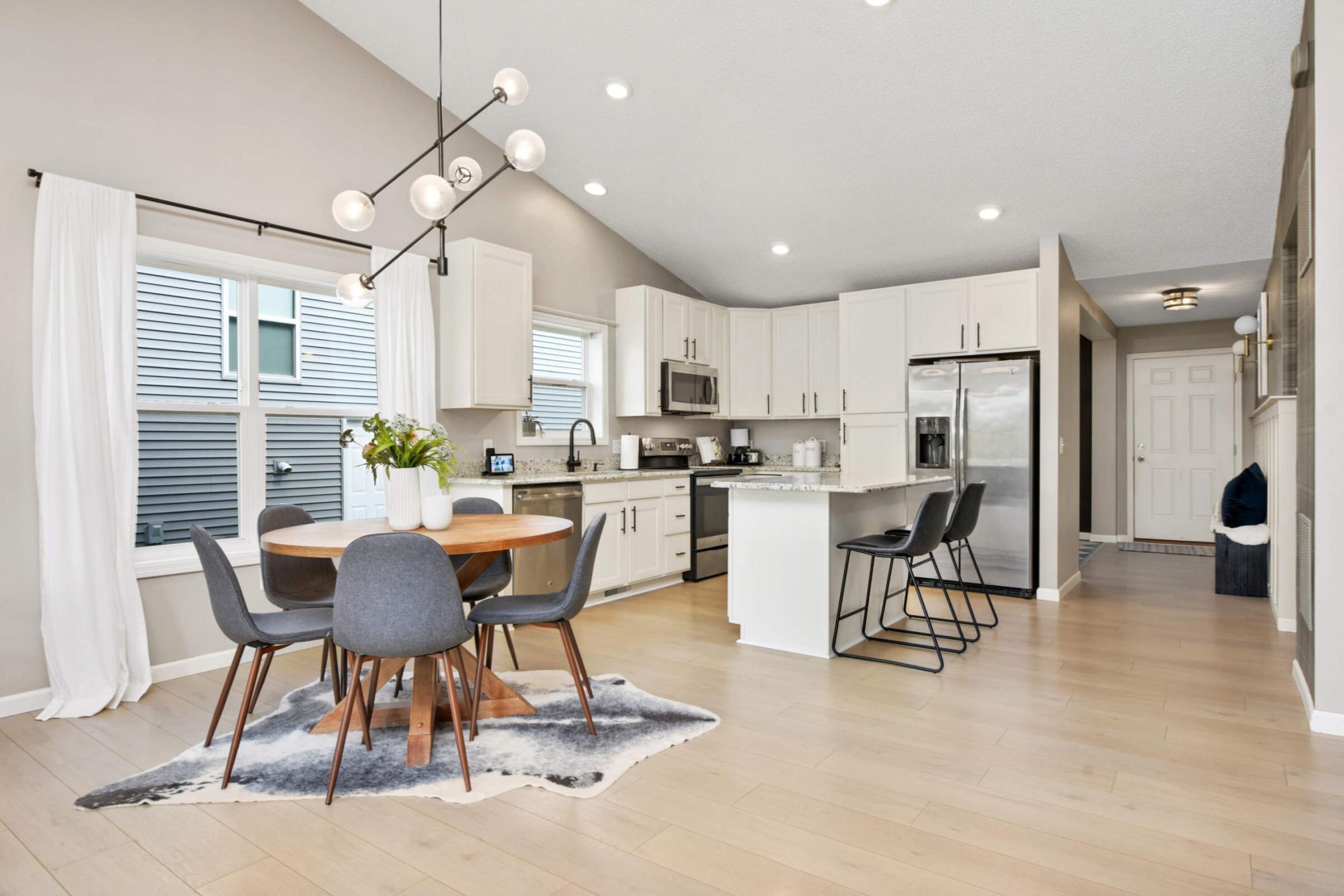 1207 139th Street E