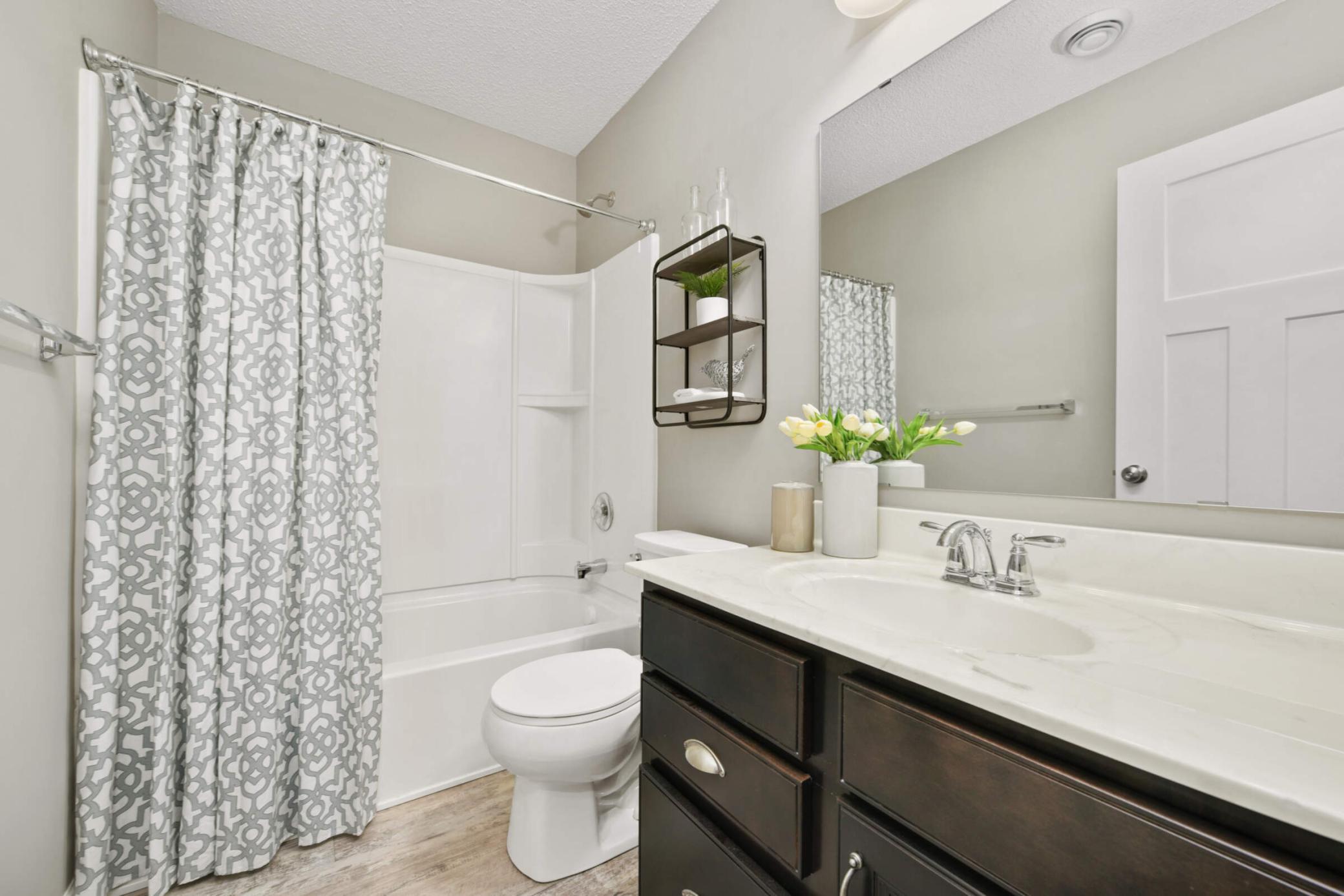1207 139th Street E