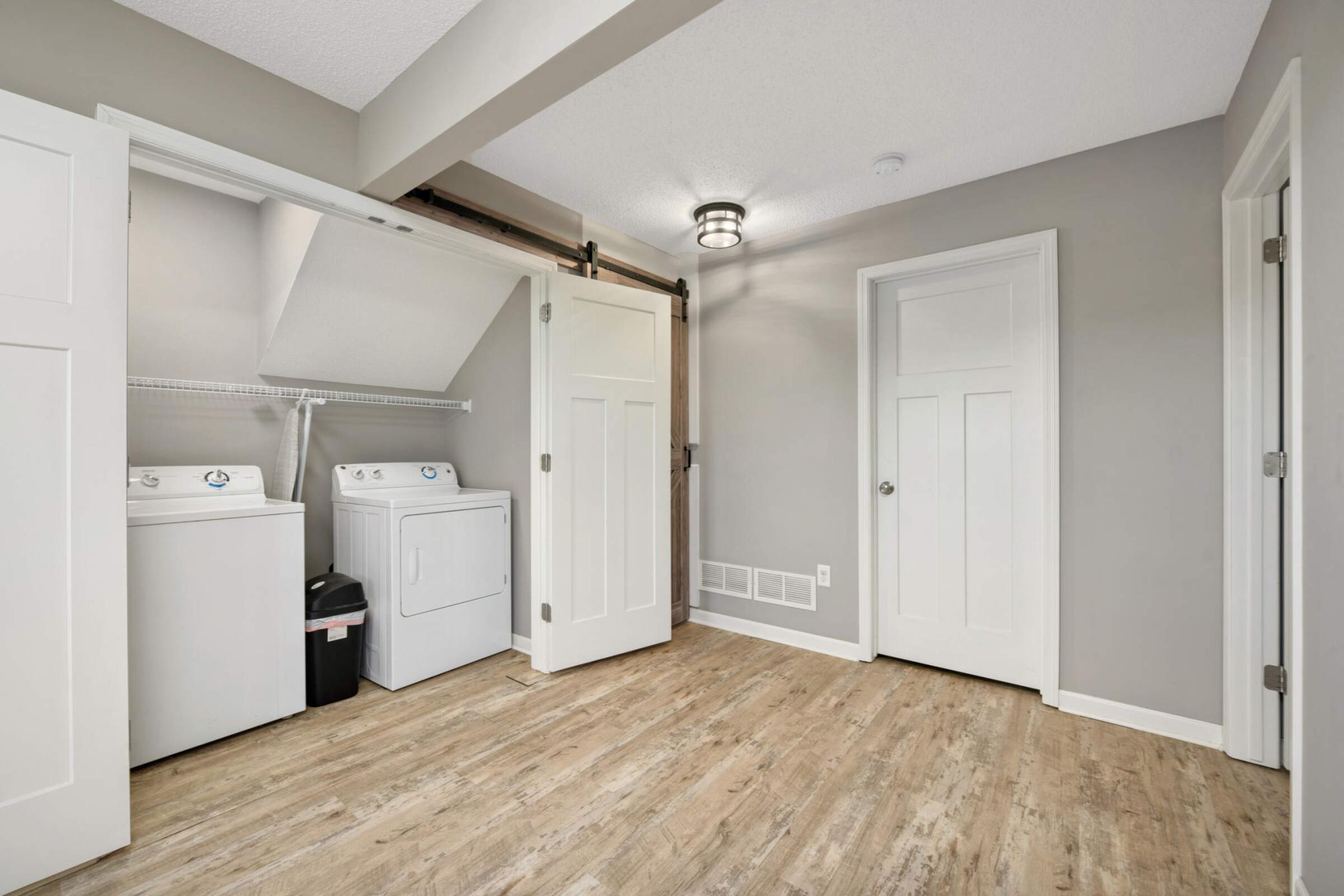 1207 139th Street E