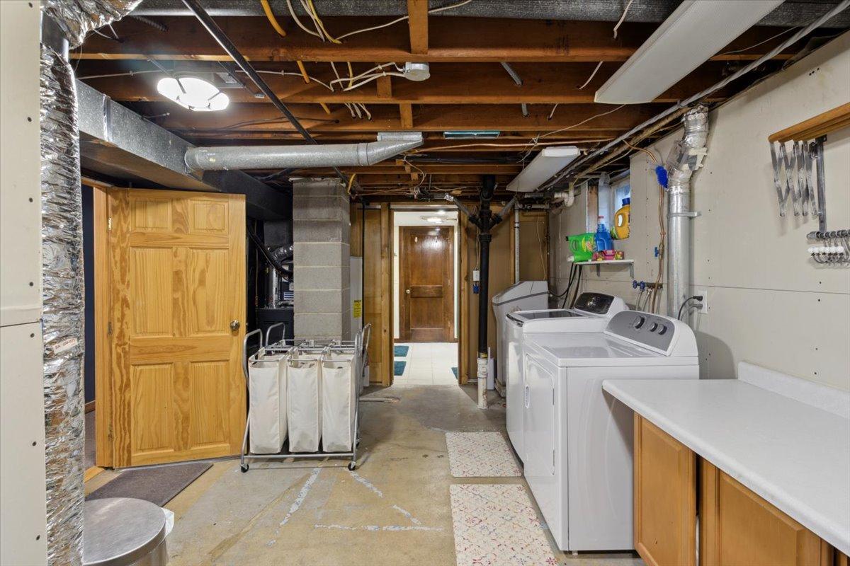 6325 Carleda Way