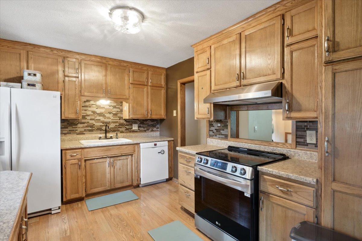 6325 Carleda Way