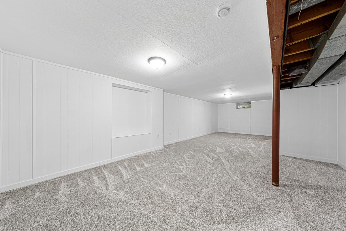 381 Skillman Avenue E