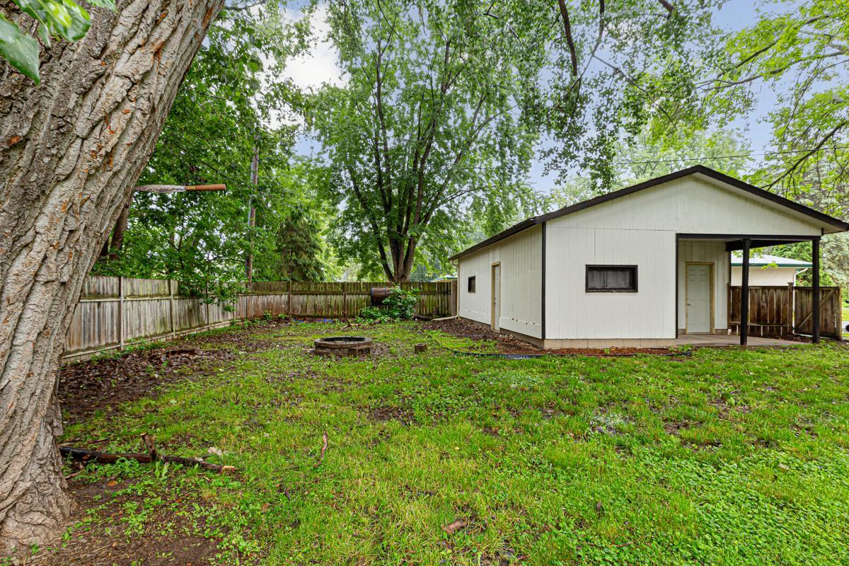 381 Skillman Avenue E