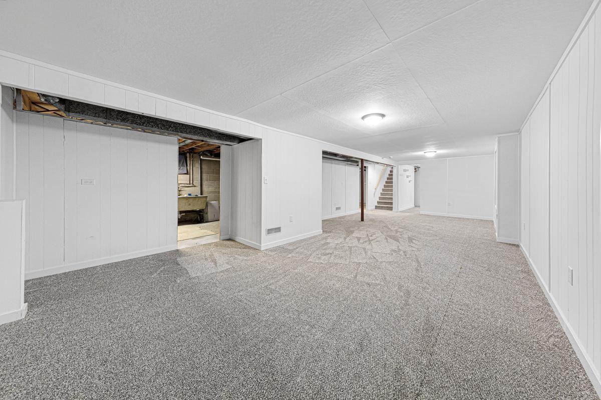 381 Skillman Avenue E