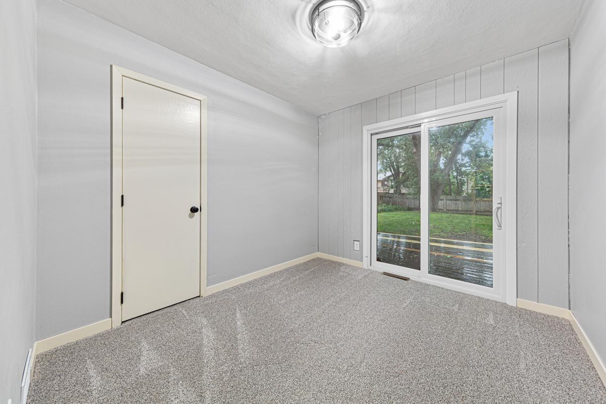 381 Skillman Avenue E