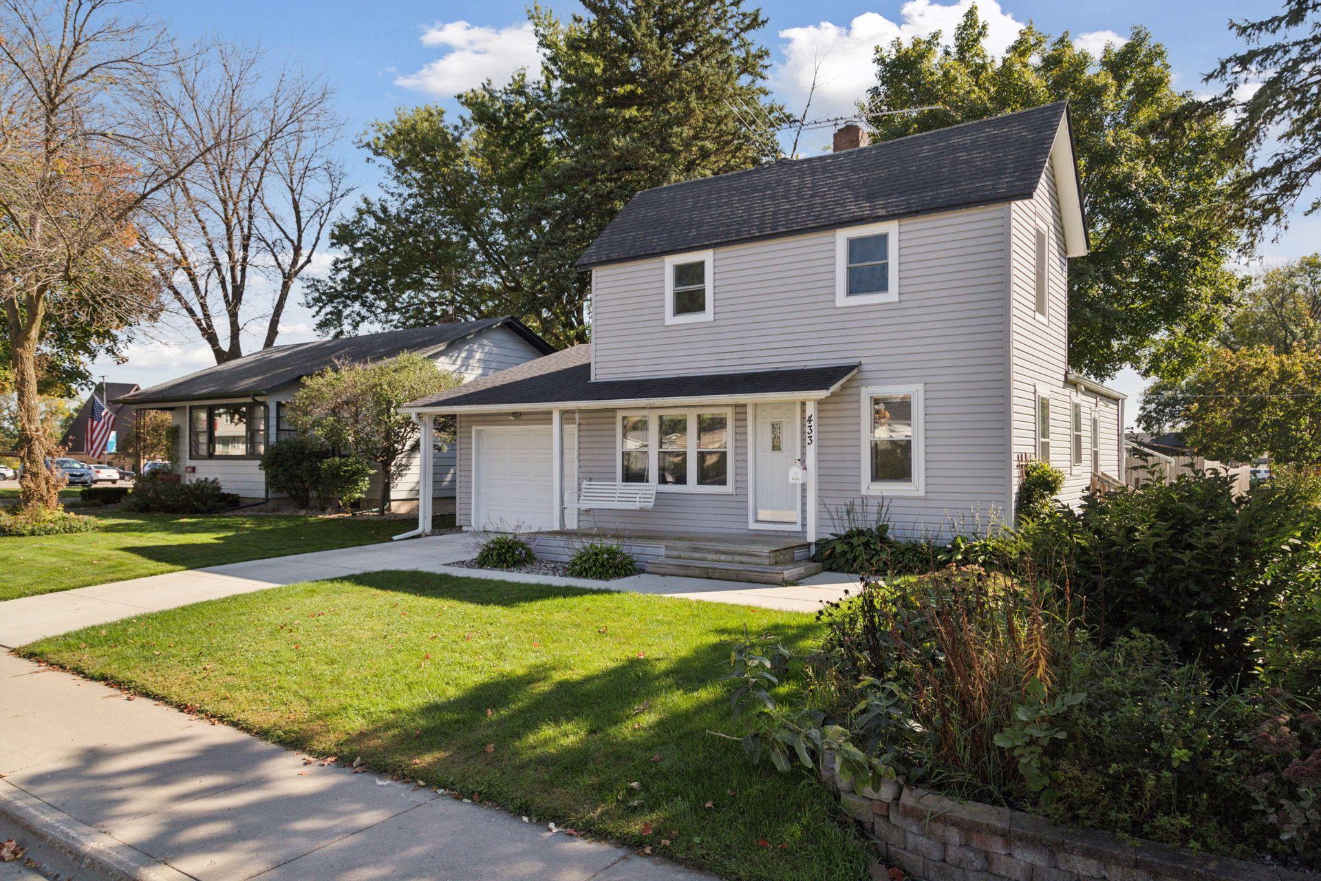 433 E 2nd Street