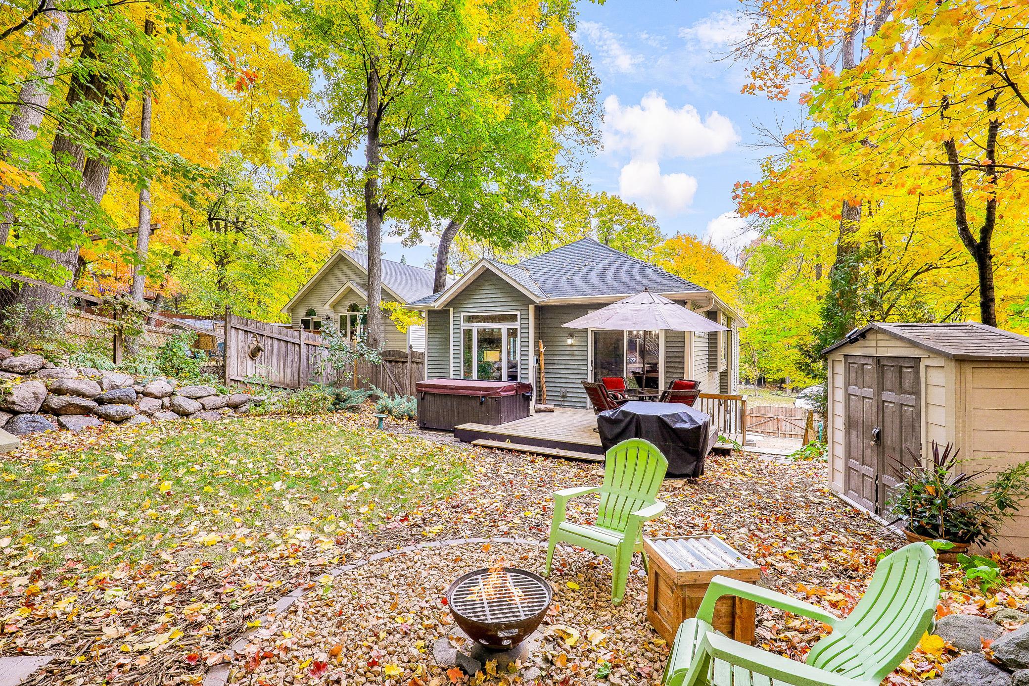 3041 Inverness Lane