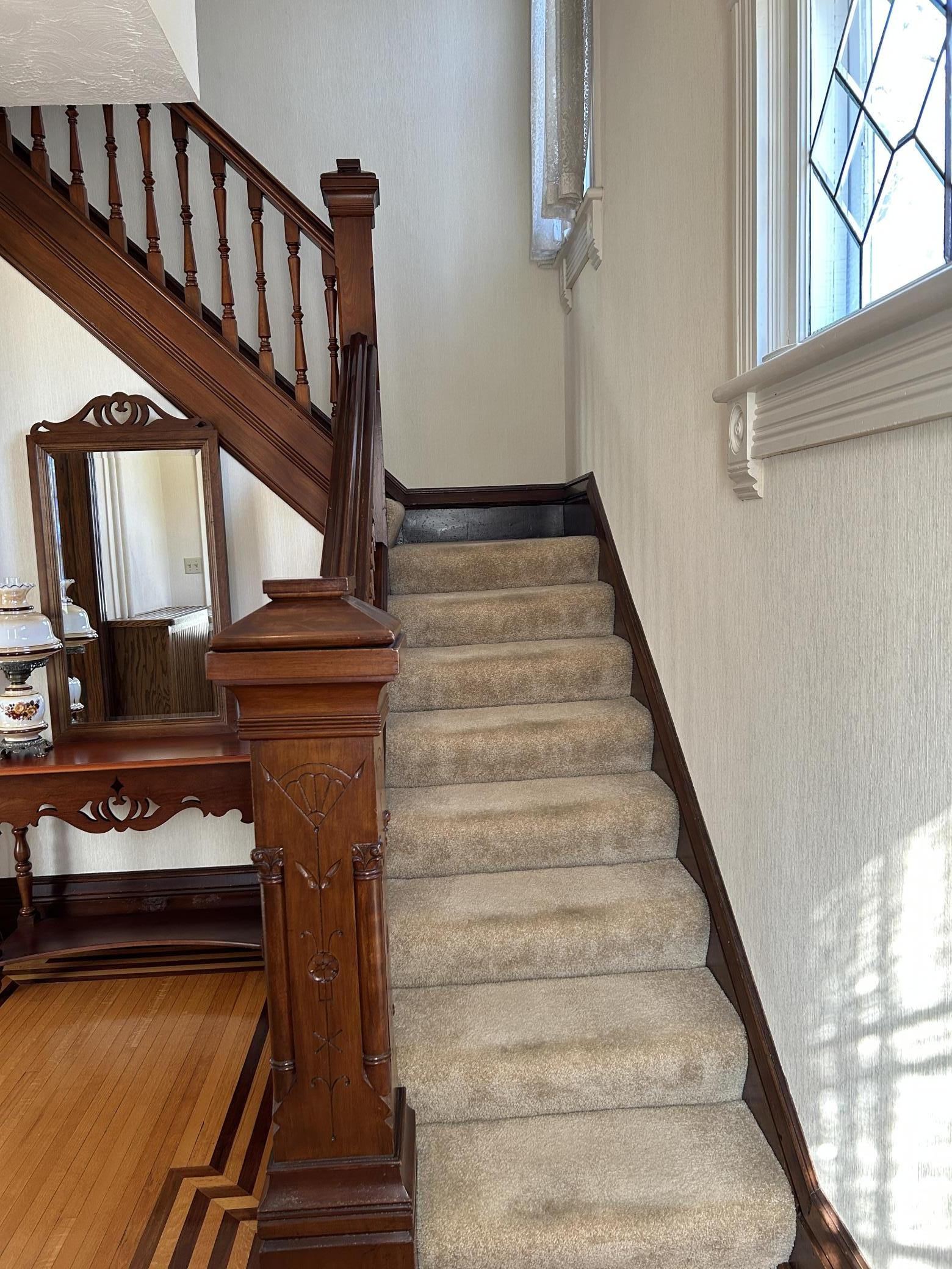 113 2nd Street SW