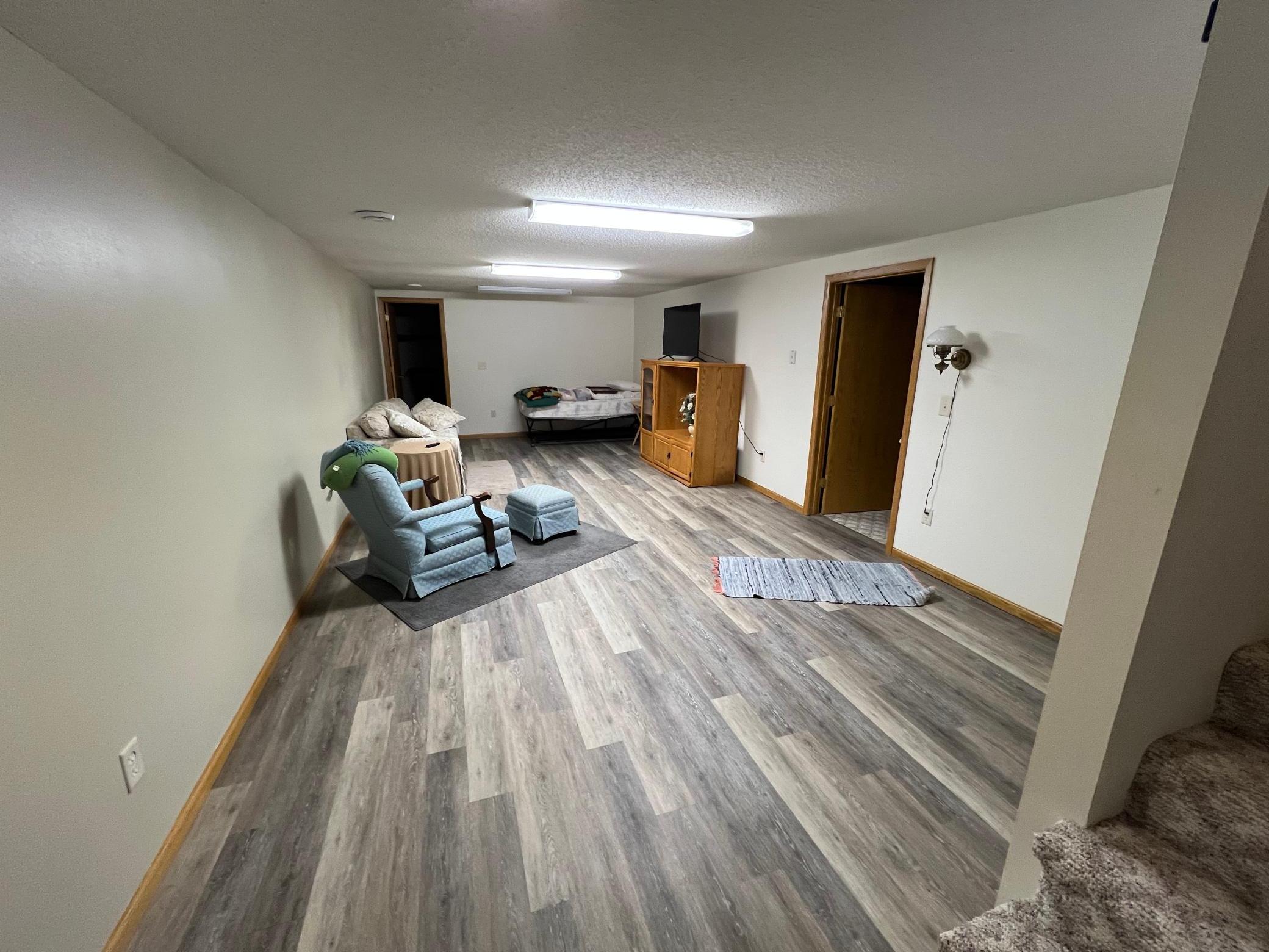 407 1st Street SW