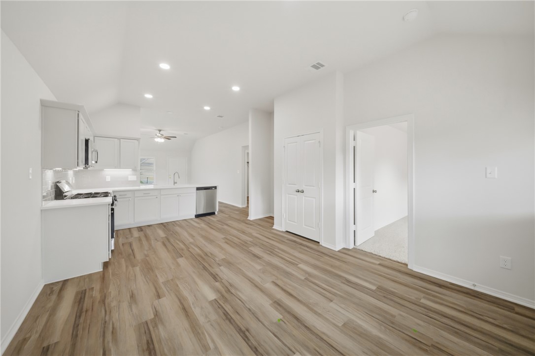 1220 High Street