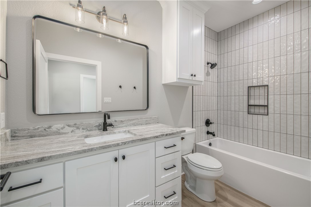 5403 Woodland Park Drive