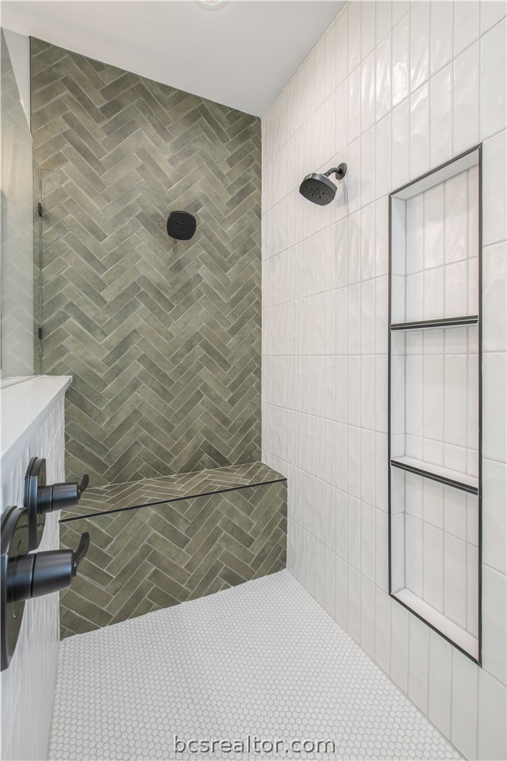 5403 Woodland Park Drive