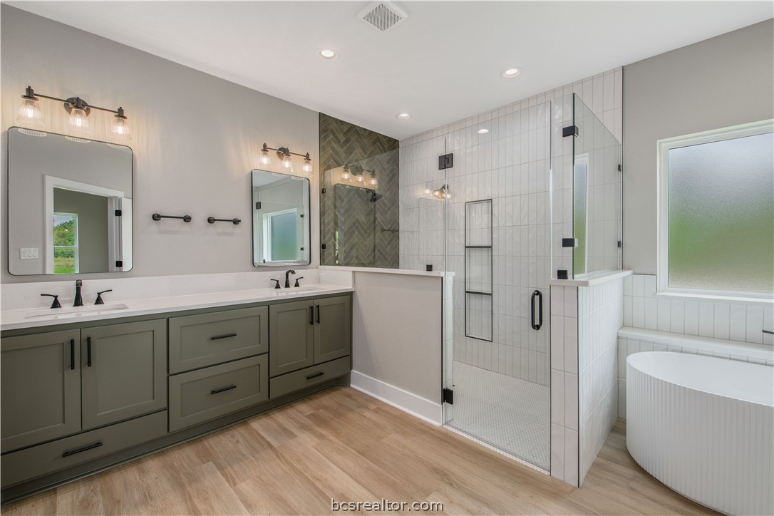 5403 Woodland Park Drive