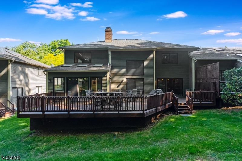 22 Hunters Cir