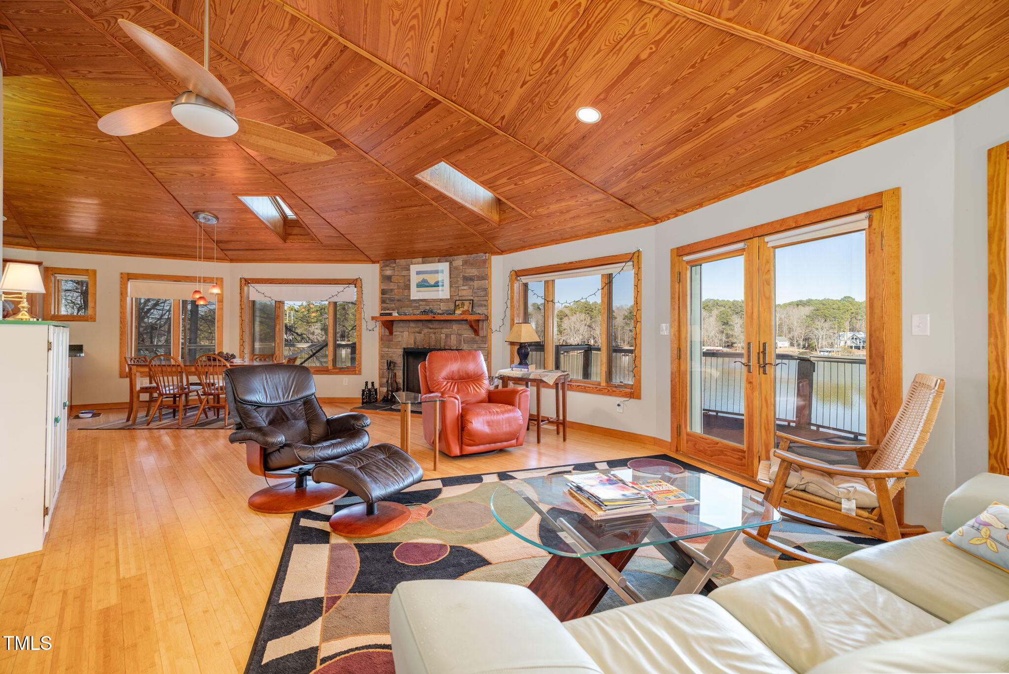 182 Songbird Creek Rd.