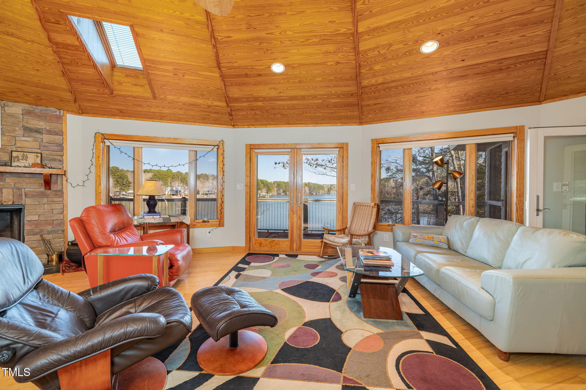 182 Songbird Creek Rd.