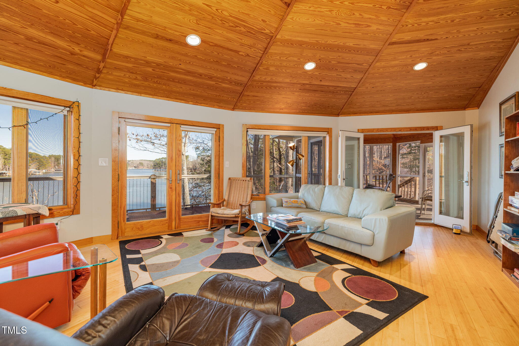 182 Songbird Creek Rd.