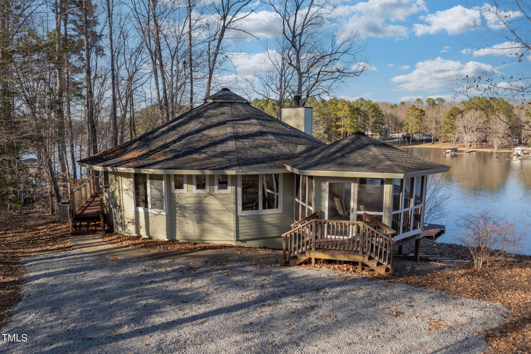 182 Songbird Creek Rd.